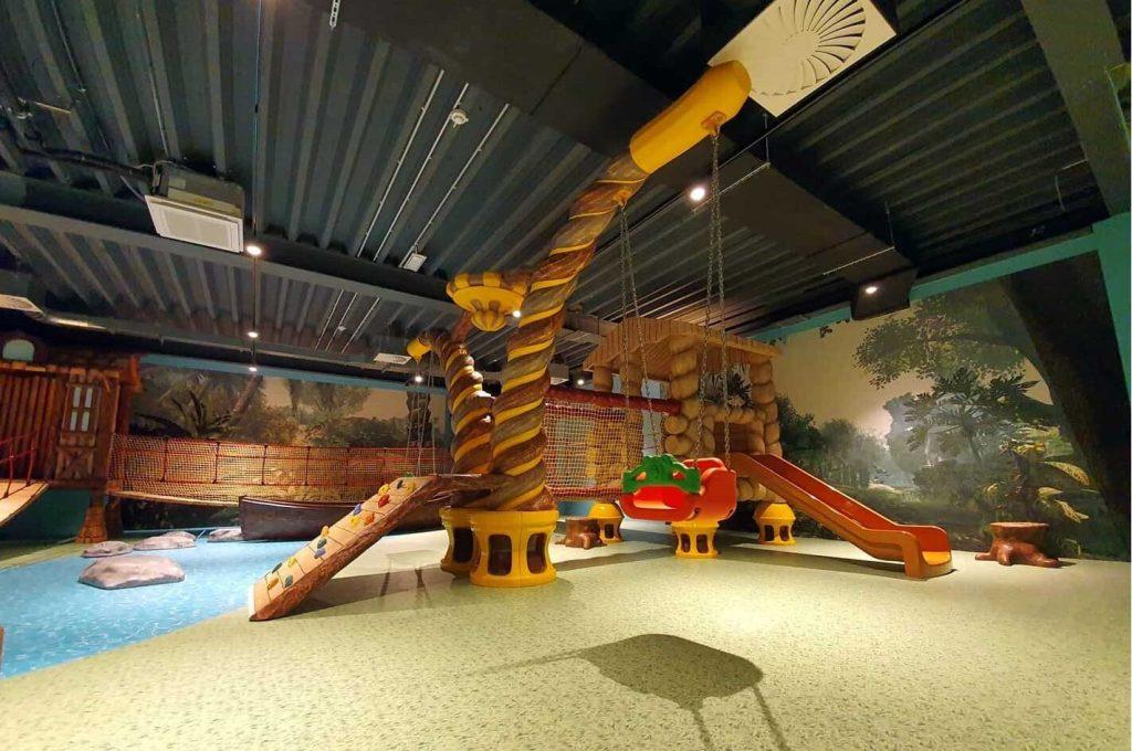 indoor-playroom-rutar-07