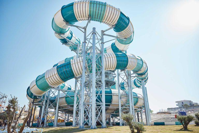 waterslide-background-01